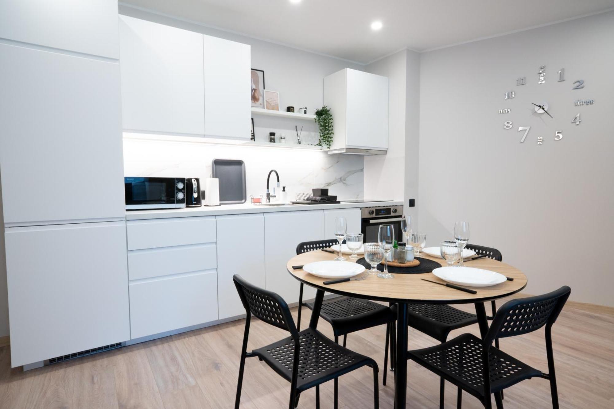Friends And Family Vacation Apartments รีกา ภายนอก รูปภาพ